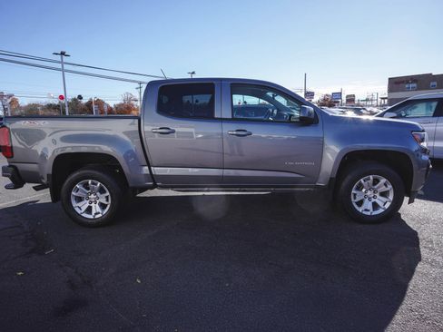 Used 2022 Chevrolet Colorado LT w/ LT Convenience Package image 4