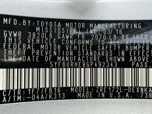 Used 2016 Toyota Corolla LE FWD image 38