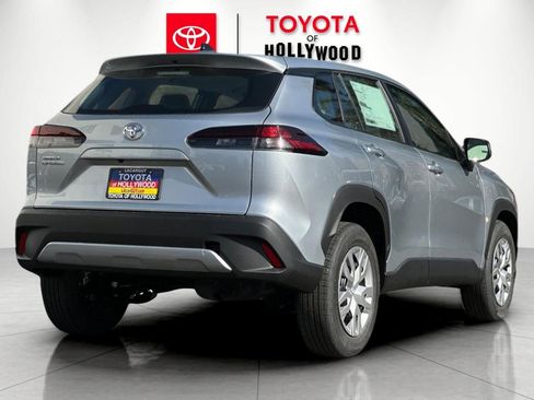 New 2026 Toyota Corolla Cross L image 4