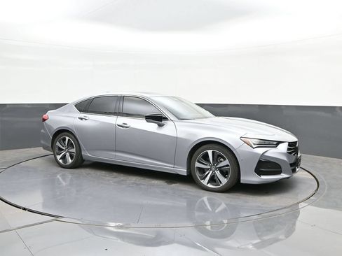 Used 2024 Acura TLX w/ Technology Package FWD image 16