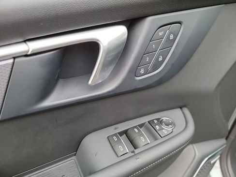 New 2026 Buick Enclave Sport Touring w/ Power Package image 17