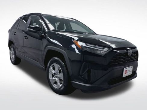 Certified 2023 Toyota RAV4 XLE w/ Convenience Package image 18