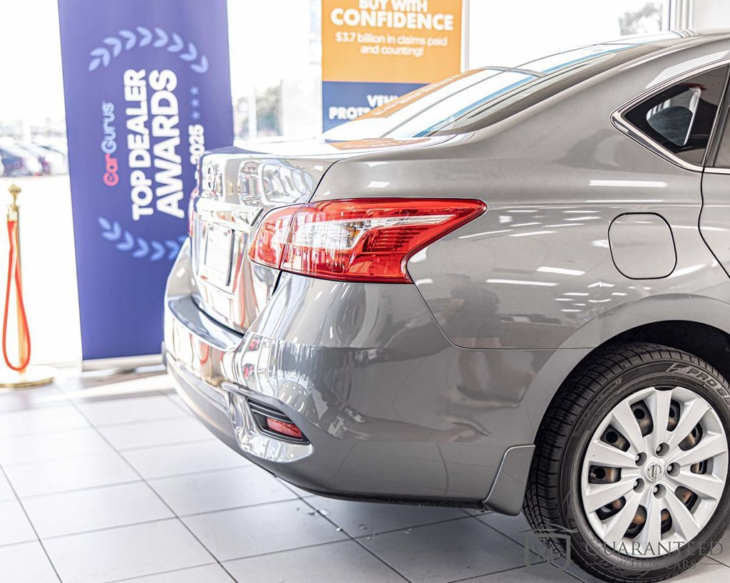 Used 2018 Nissan Sentra S FWD image 15