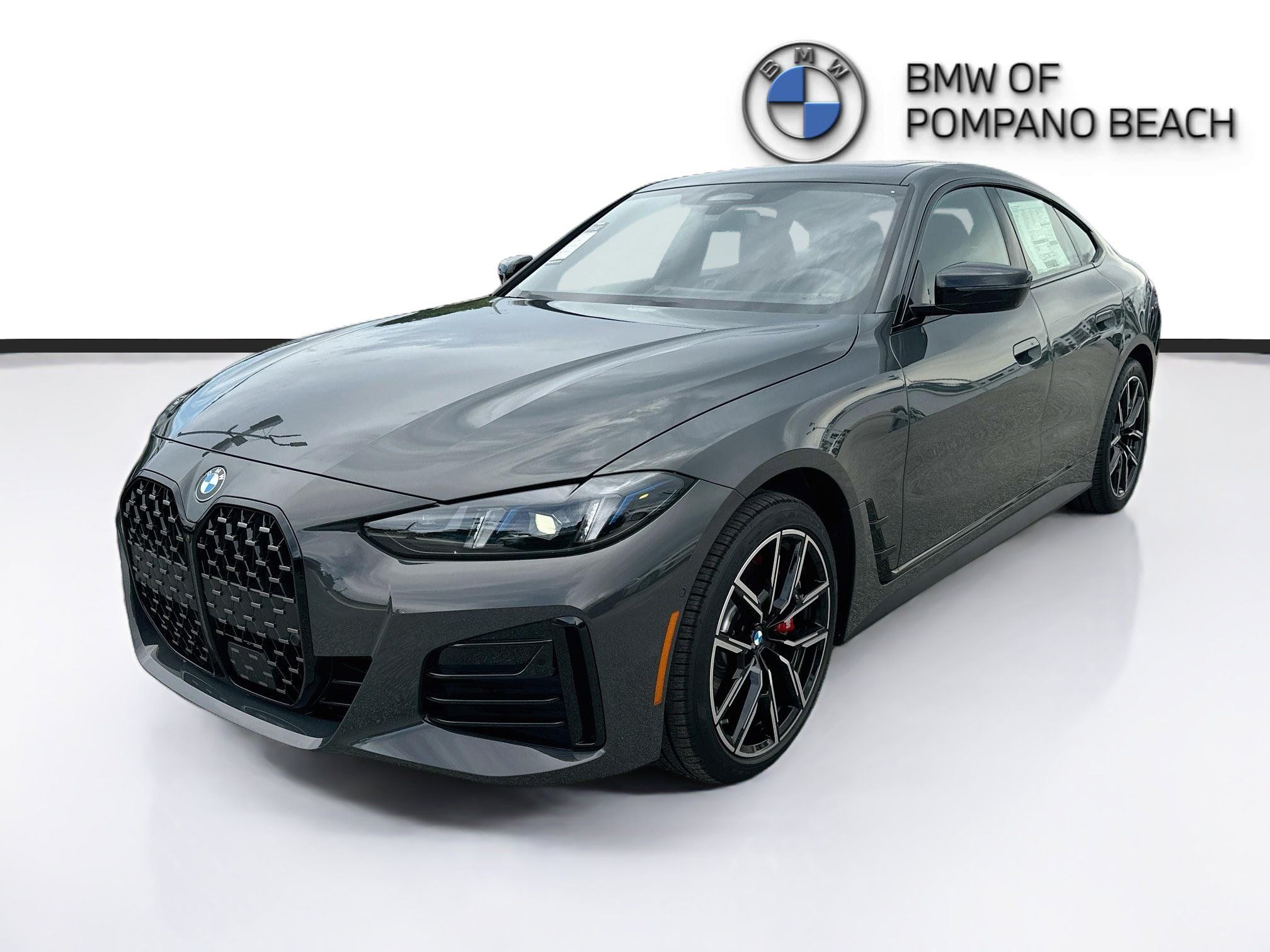 New 2026 BMW 430i w/ M Sport Package RWD image 3
