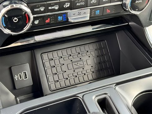 New 2025 Ford F150 Lariat w/ Equipment Group 501A Mid image 23