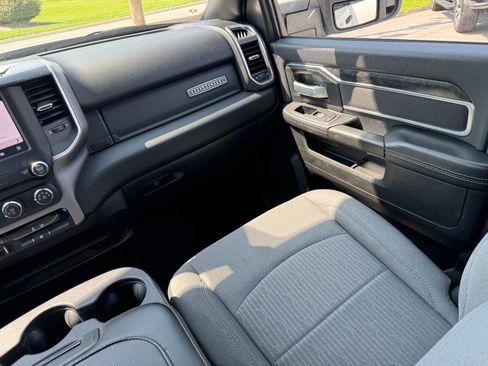 Used 2024 RAM 2500 Big Horn AWD/4WD image 17
