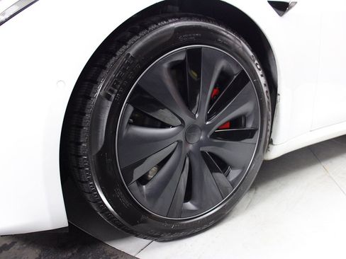 Used 2022 Tesla Model S Plaid AWD/4WD image 6