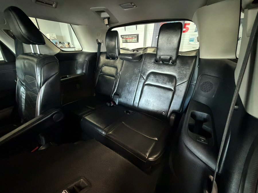 Used 2022 Nissan Pathfinder Platinum AWD/4WD image 30