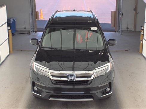 Used 2021 Honda Pilot Touring image 13
