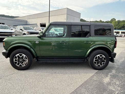 Used 2025 Ford Bronco Outer Banks AWD/4WD image 4