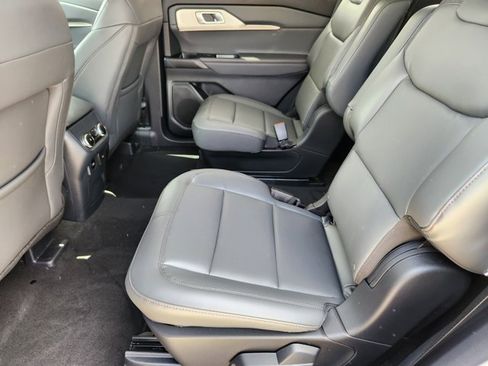 New 2026 Ford Explorer Active w/ Active Comfort Package image 39