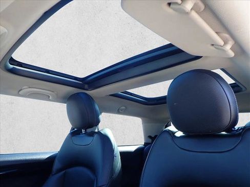 Used 2015 MINI Cooper S image 12