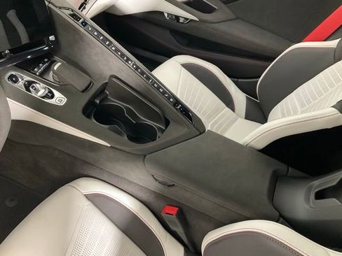 Used 2023 Chevrolet Corvette Stingray Premium Cpe w/ Z51 Performance Package image 25