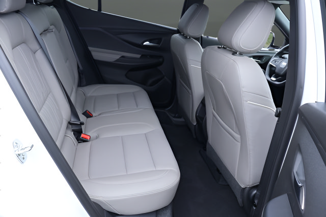 Used 2025 Buick Envista Avenir FWD image 19