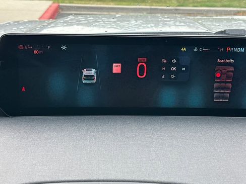 Certified 2025 Ford Expedition Active image 25