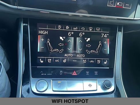 Used 2019 Audi Q8 Prestige AWD/4WD image 29