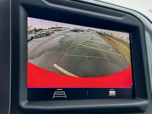 Used 2020 Chevrolet Silverado 1500 Custom w/ Custom 2.7L Value Package image 17