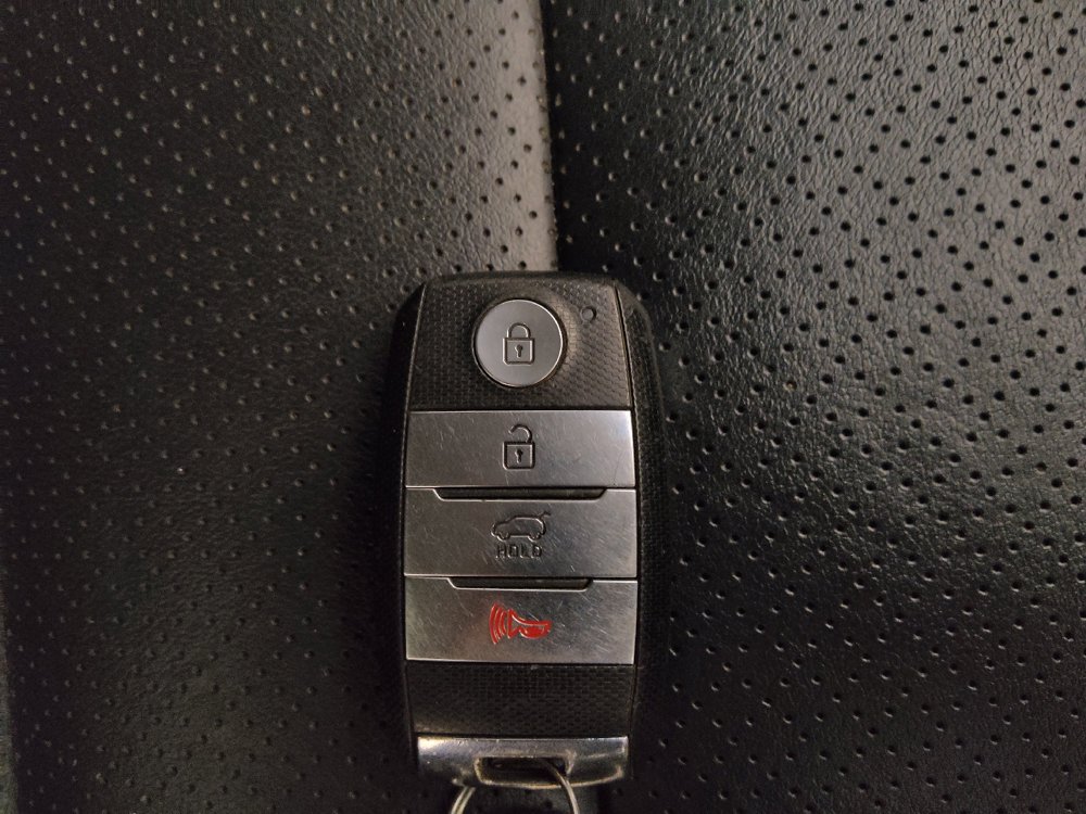 Used 2017 Kia Sorento EX FWD image 32