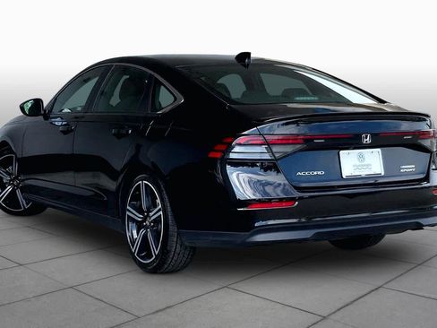 Used 2024 Honda Accord Sport image 12