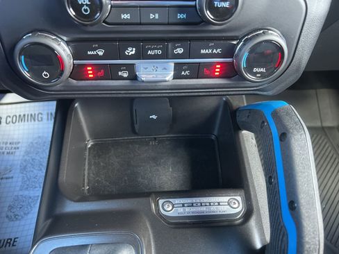 Used 2023 Ford Bronco Outer Banks w/ Sasquatch Package image 24