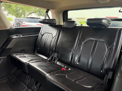 Used 2020 Ford Expedition Max Platinum AWD/4WD image 17