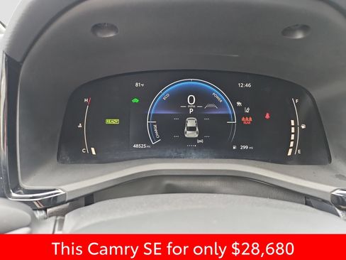 Used 2025 Toyota Camry SE FWD image 26