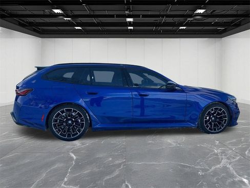 Used 2025 BMW M5 Touring w/ M Driver's Package image 11