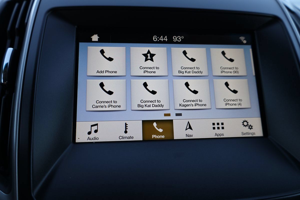 Used 2018 Ford Edge SEL FWD image 30
