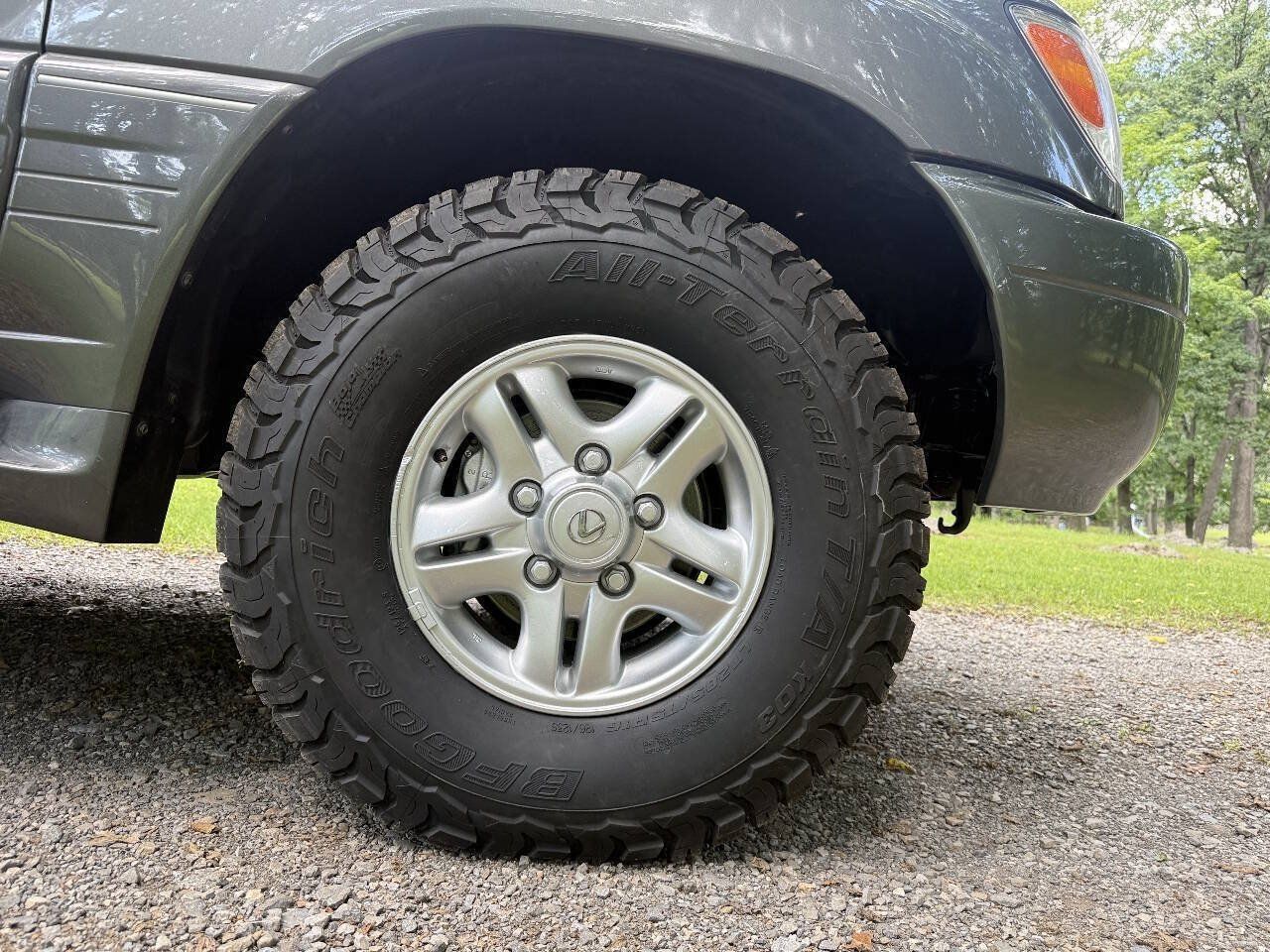 Used 2002 Lexus LX 470 4WD image 14