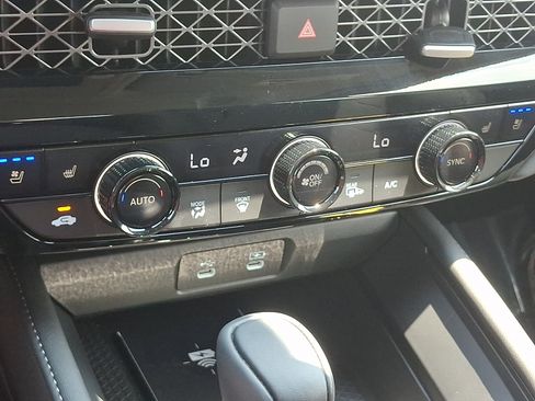 Used 2025 Honda Accord Touring image 16