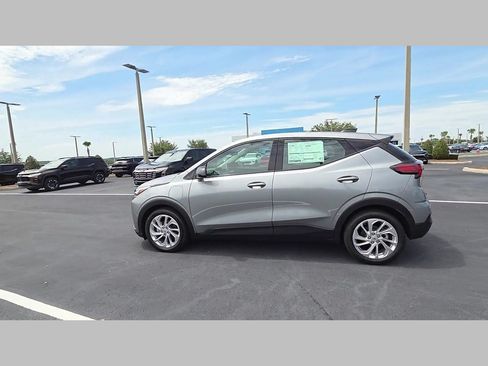 New 2027 Chevrolet Bolt LT w/ LPO, All-Weather Package FWD image 22