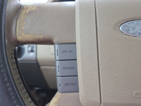 Used 2005 Ford F150 XLT image 17