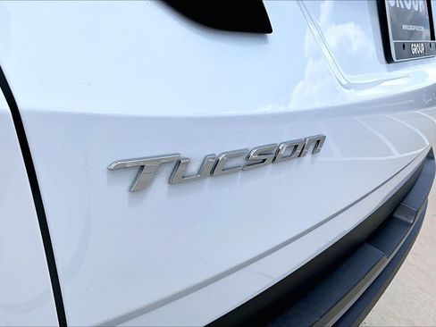 Used 2023 Hyundai Tucson SE AWD/4WD image 30