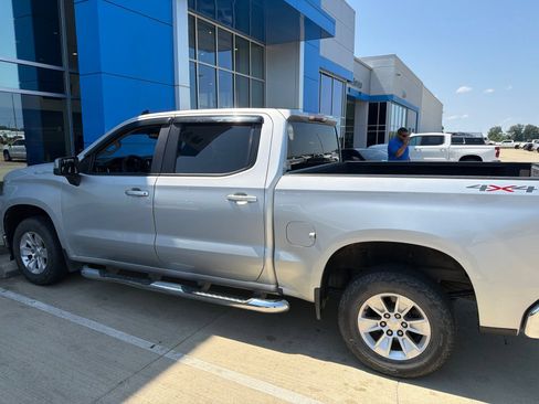 Used 2019 Chevrolet Silverado 1500 LT w/ All-Star Edition AWD/4WD image 3