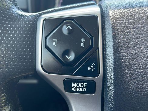 Used 2023 Toyota 4Runner Limited AWD/4WD image 24
