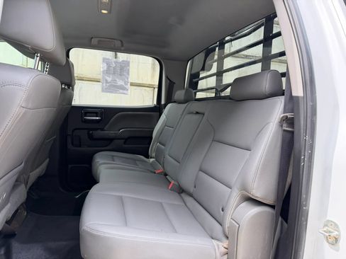 Used 2019 Chevrolet Silverado 2500 W/T w/ WT Convenience Package AWD/4WD image 4