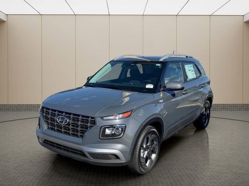 New 2026 Hyundai Venue SEL FWD image 2