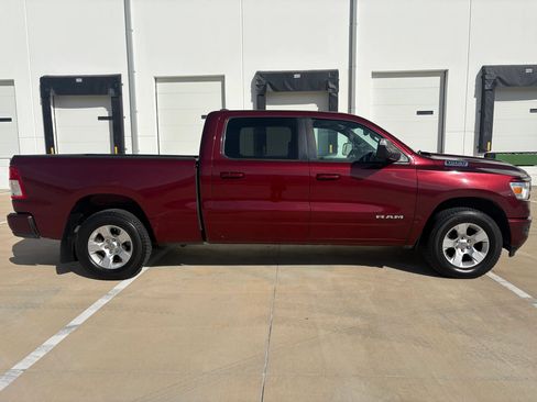 Used 2019 RAM 1500 Big Horn AWD/4WD image 3