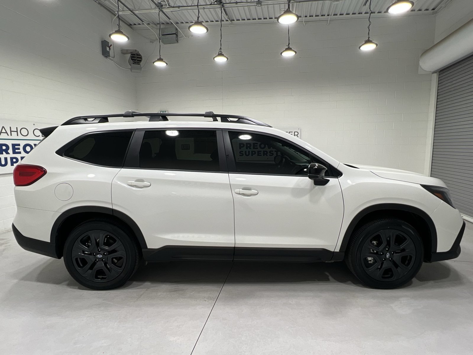 Certified 2025 Subaru Ascent Bronze Edition AWD/4WD image 9
