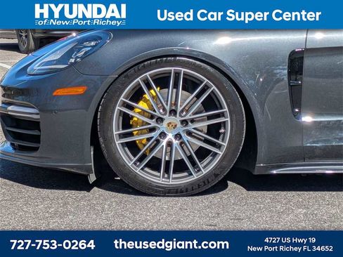 Used 2018 Porsche Panamera 4S image 10