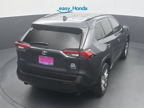 Used 2022 Toyota RAV4 XLE Premium FWD image 25