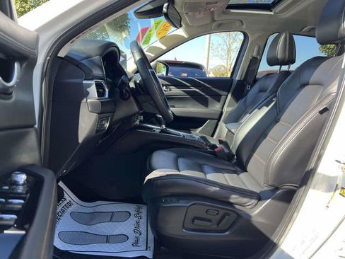 Certified 2022 MAZDA CX-5 AWD 2.5 S w/ Premium Plus Pkg image 11