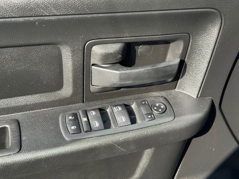 Used 2020 RAM 1500 Tradesman w/ Popular Equipment Group image 29