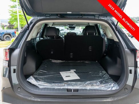 Used 2025 Kia Sportage EX image 12