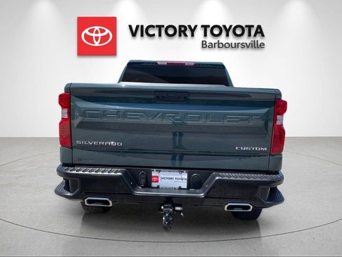 Used 2025 Chevrolet Silverado 1500 Custom Trail Boss AWD/4WD image 4