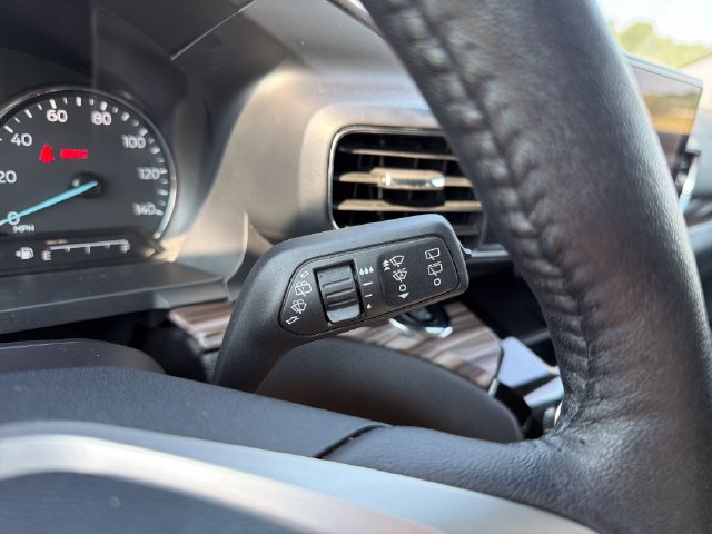 Used 2024 Ford Explorer Limited AWD/4WD image 17