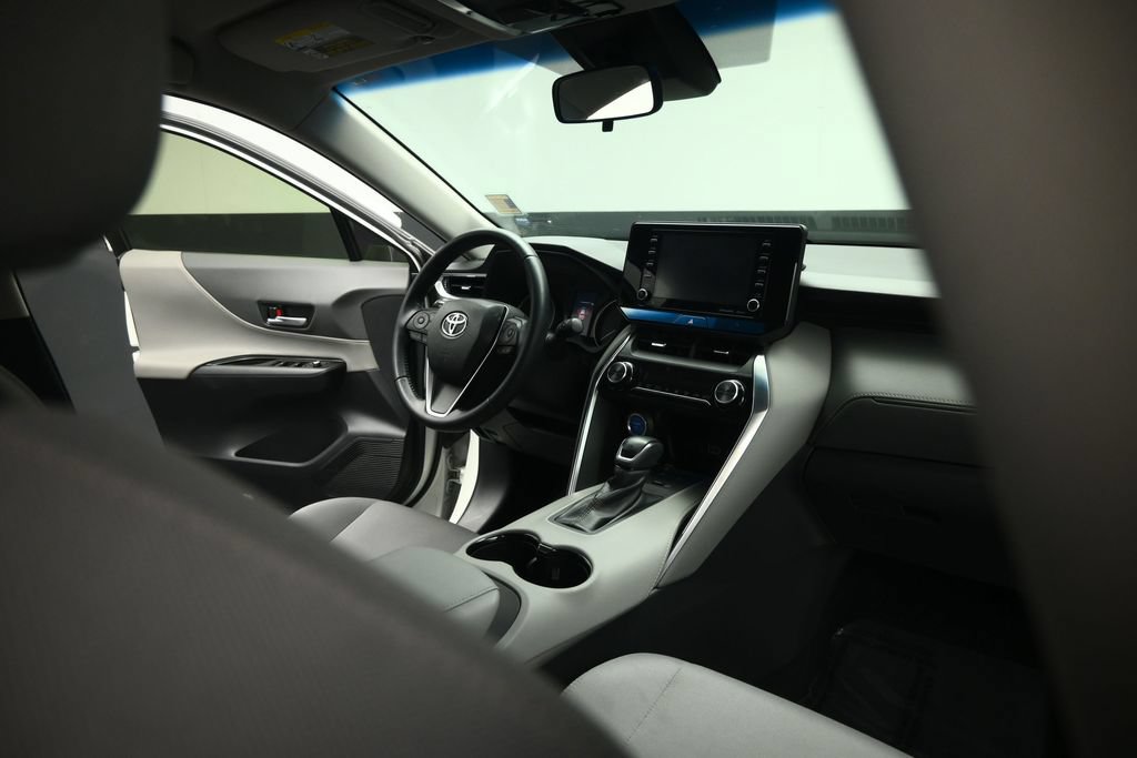 Used 2022 Toyota Venza LE AWD/4WD image 59