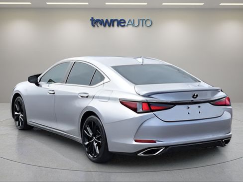 Used 2022 Lexus ES 350 F Sport FWD image 3