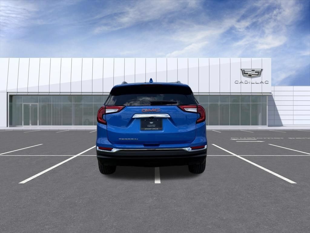 Used 2024 GMC Terrain SLT w/ Tech Package FWD image 12
