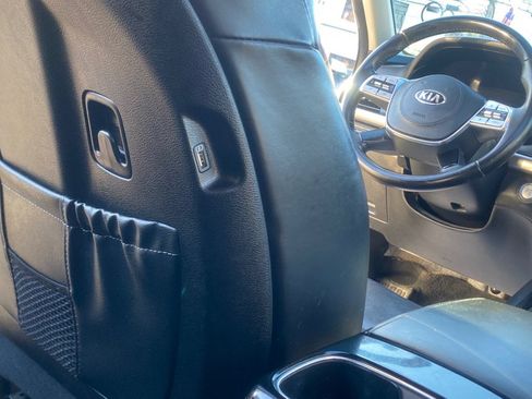Used 2020 Kia Telluride LX AWD/4WD image 36